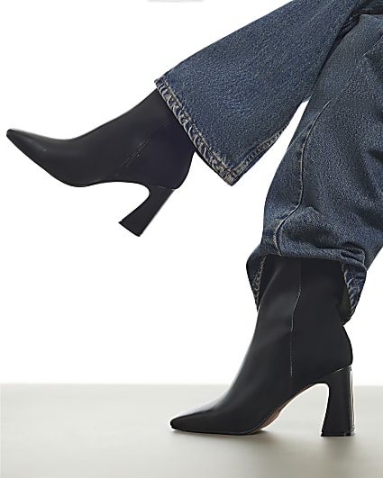 Black Block Heel Ankle Boots