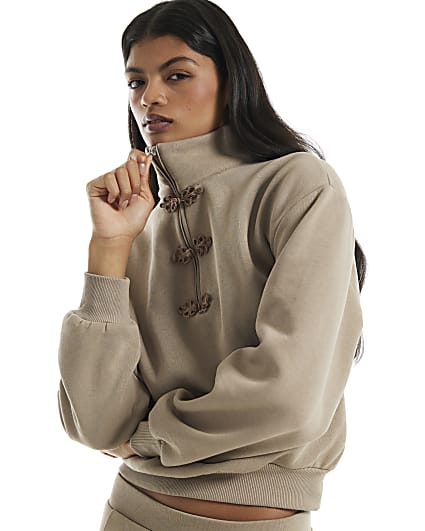 Beige Long Sleeve Frogging Zip Sweatshirt