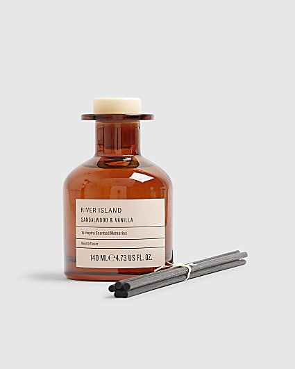 Brown Sandalwoo Vanilla Reed Diffuser