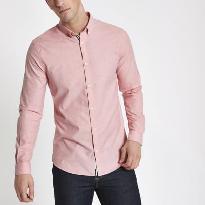 pink shirt black jeans men