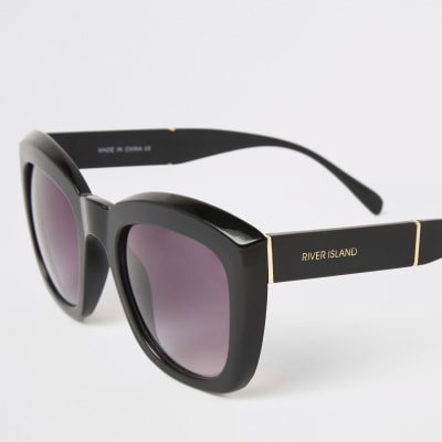 Black smoke lens square glam sunglasses