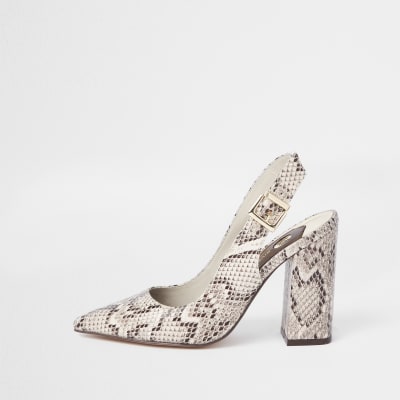 Beige slingback pumps met slangenprint