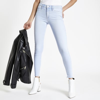 Molly – Hellblaue Jeggings mit Fransen