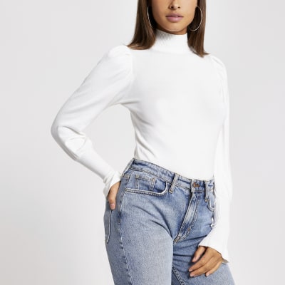 Rollkragenpullover in Creme