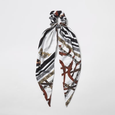 Black chain print scrunchie scarf | River Island