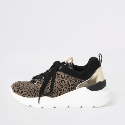 Brown leopard print runner trainers