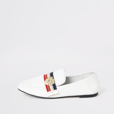Witte loafers met bies