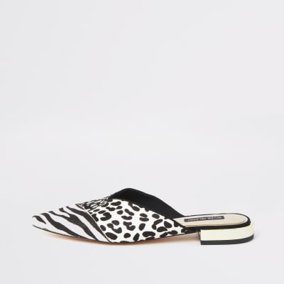 Witte loafers zonder hiel met gecombineerde dierenprint