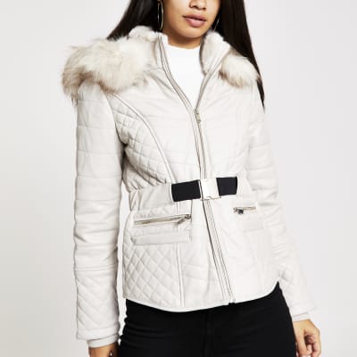 Beige, wattierte Jacke aus Lederimitat