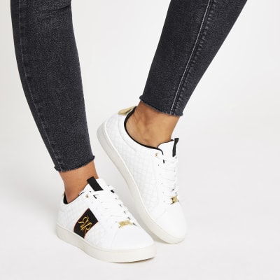 White RI monogram stripe trainer