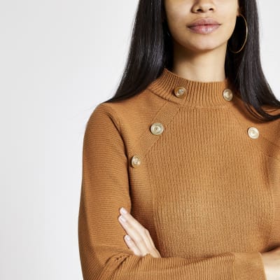 Bruine pullover met knopen en col