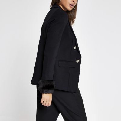 Zwarte blazer met boorden van imitatiebont