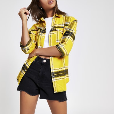 Gelbes, langärmliges Karohemd