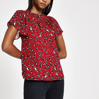 Rotes Oberteil mit Jacquard-Print