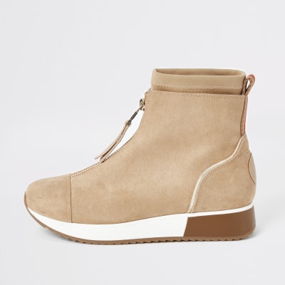 Beige sneakers van imitatiesuède met rits voor en soklaars