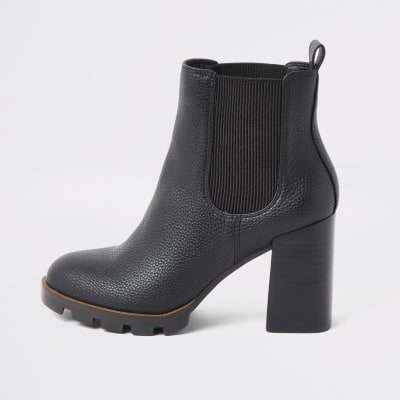 Zwarte chelsea boots met stevige hak