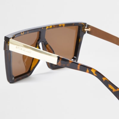 Brown tortoiseshell flat top sunglasses