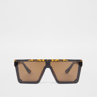 Brown tortoiseshell flat top sunglasses