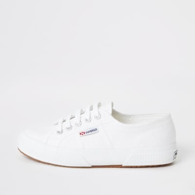 Superga - Witte klassieke hardloopschoenen