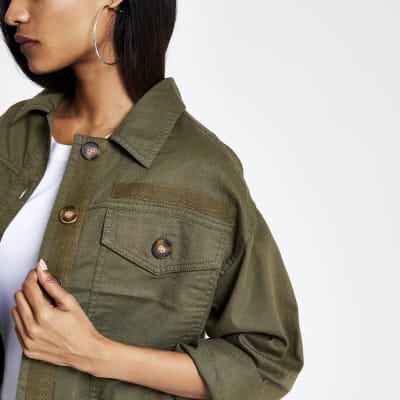 Petite – Shacket in Khaki