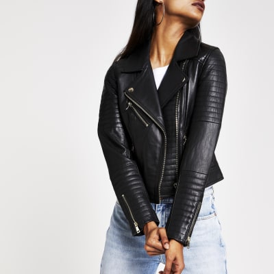 Petite – Schwarze Bikerjacke aus Leder