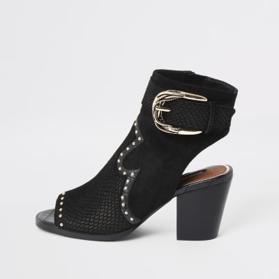 Zwarte western schoenlaarsjes met studs en open teen