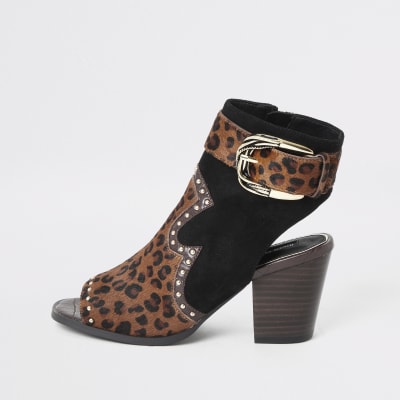 Braune Shoe Boots mit Animal-Print