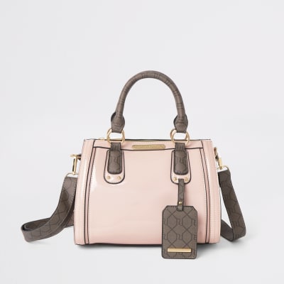 Roze kleine bowlertas met monogram