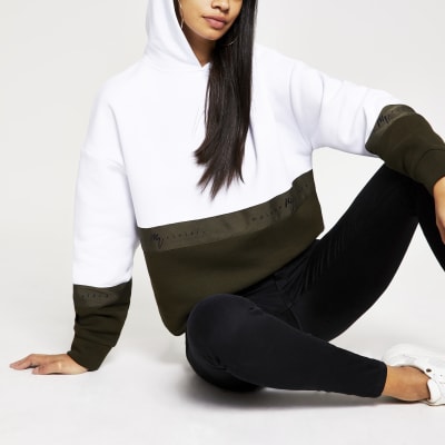 Maison Riviera - Witte hoodie met kleurvlakken