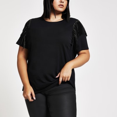 Plus – Schwarzes T-Shirt mit Fransen