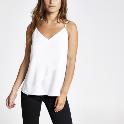 Petite – Weißes, asymmetrisches Trägertop