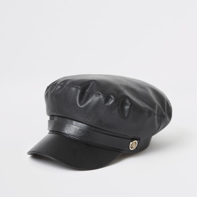 Casquette gavroche en cuir synthétique noire