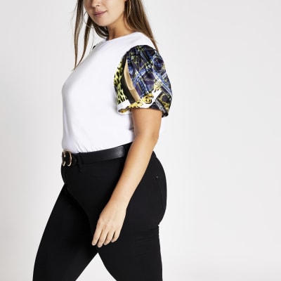 Plus – Weißes, bedrucktes T-Shirt