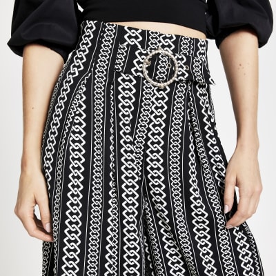 Zwarte cropped broek met kettingprint