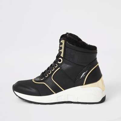 Schwarze High-Top-Sneaker zum Schnüren mit Keilabsatz