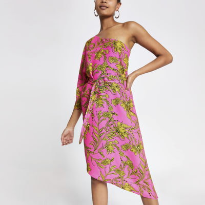 Pinkes, bedrucktes Swing-Kleid