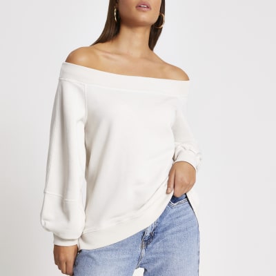 Sweat bardot crème à manches blousantes