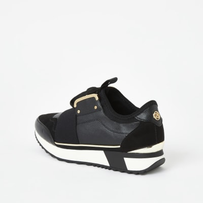 Black elasticated lace-up runner trainers