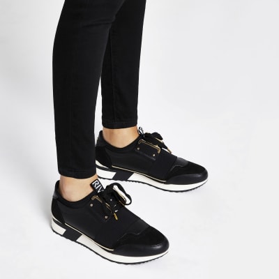Black elasticated lace-up runner trainers