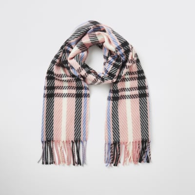 Pinker, karierter Strickschal