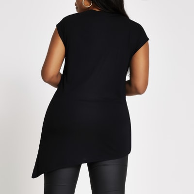 Plus black paisley asymmetric hem T-shirt