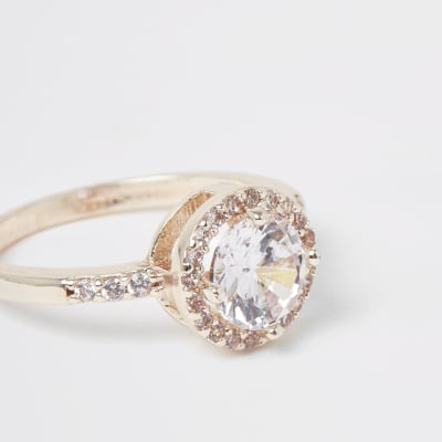 Rose gold circle diamante ring