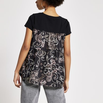 Black paisley back short sleeve T-shirt