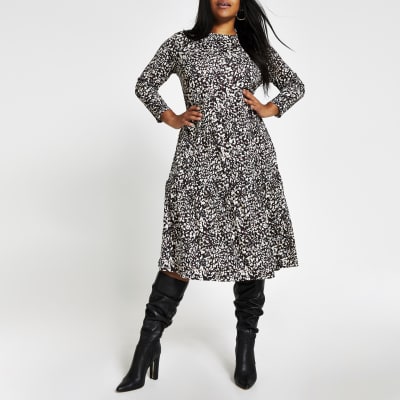Plus beige leopard print midi smock dress
