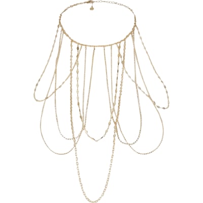 Goudkleurige geschakelde ketting