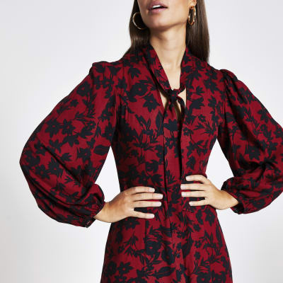 Red floral print tie V neck midi dress