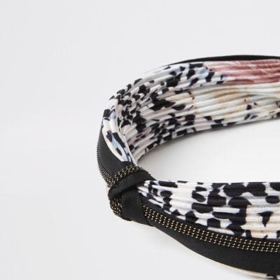 Black printed plisse knot headband
