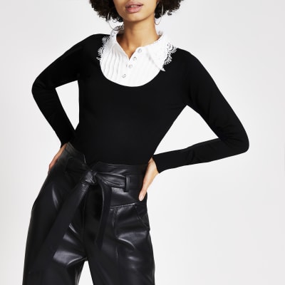 Pull en maille noire avec col en broderie anglaise fille