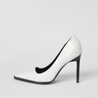 Escarpins blancs à talon haut
