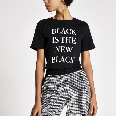 T-shirt met 'Black is the new black'-tekst